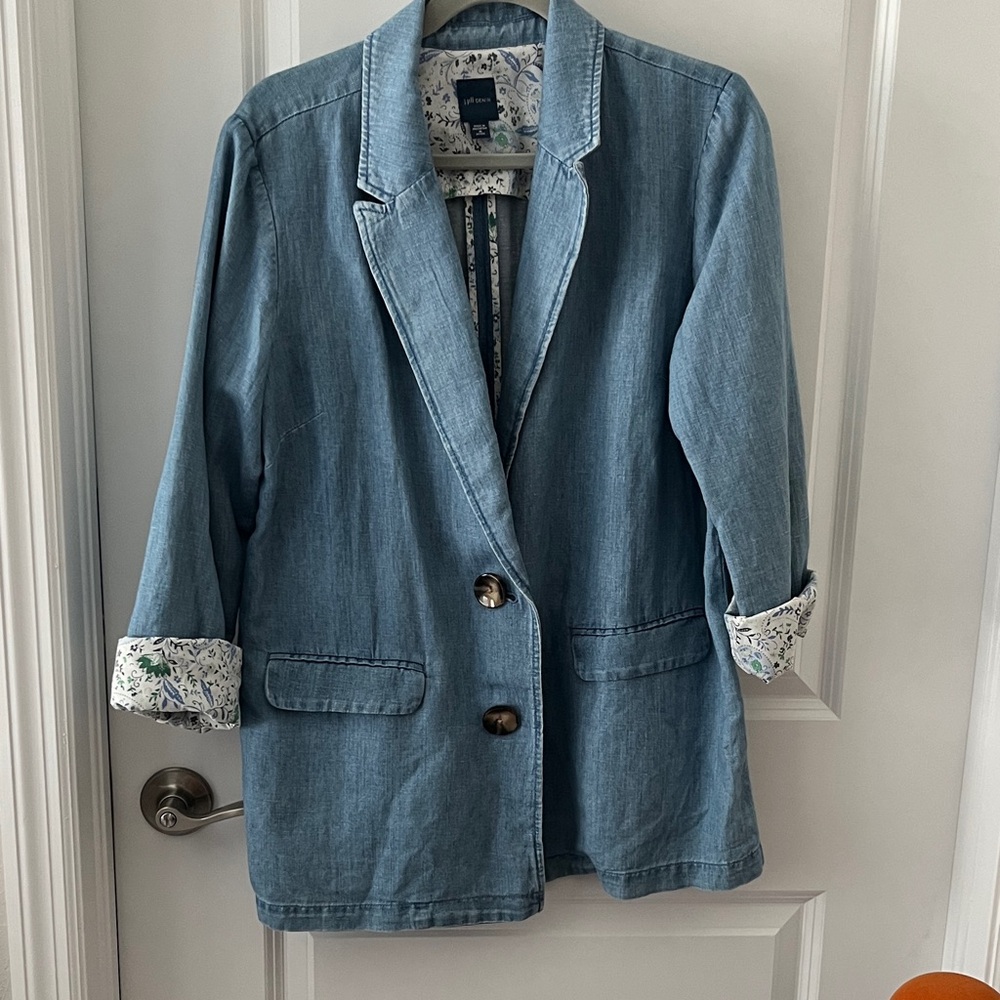 J. Jill Denim Jacket /Blazer with Floral Cuffs Pockets :PM
